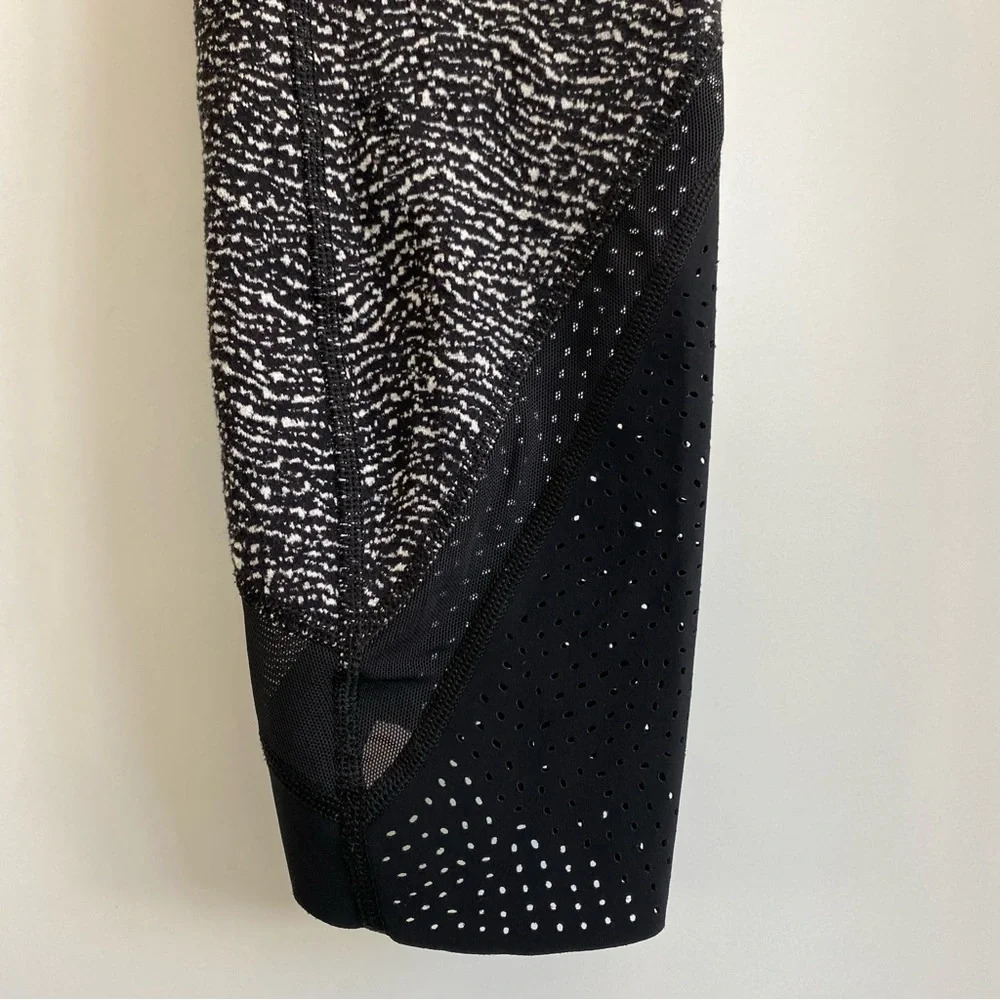 Lululemon Luon Ripple Jacquard Wunder Under Hi-Rise Laser Cut Pant Leggings - Picture 4 of 9